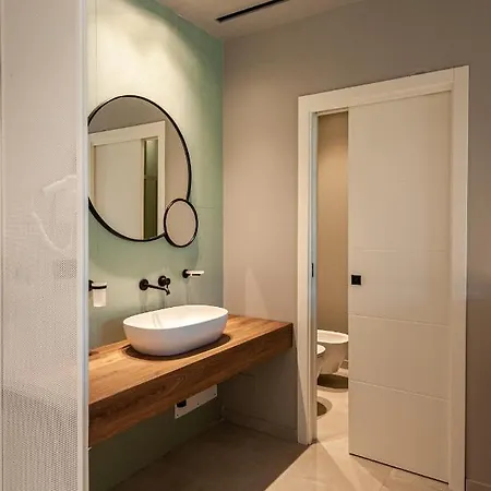Limen Wellness & 4*