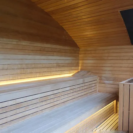 Limen Wellness & 4*
