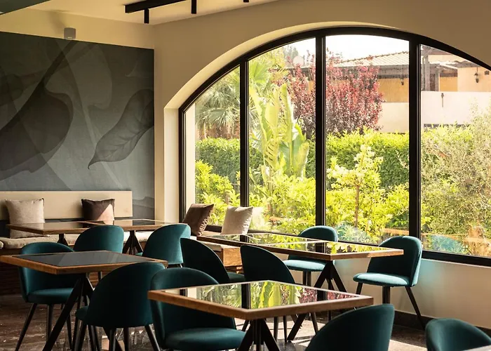 Limen Wellness & 4*